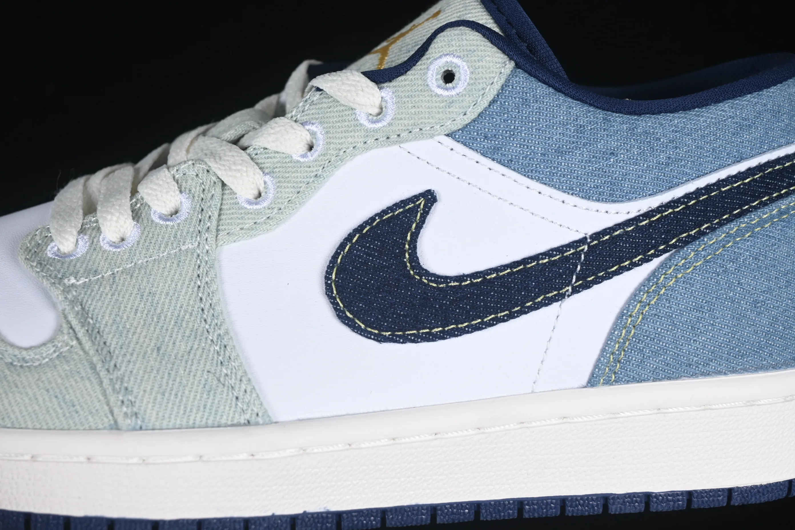 All categories Air Jordan Jordan series basketball shoes Air Jordan 1 Low Air Jordan 1 Low "Canadian Tuxedo" AJ1 Joe 1 cowboy trend low-top basketball shoes IH0648-141